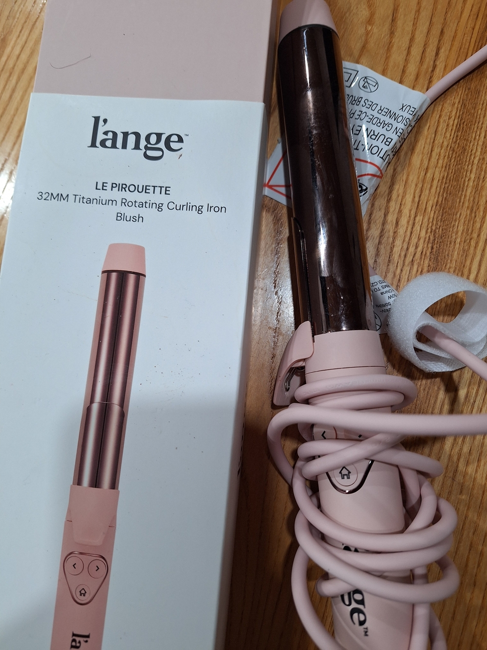 Curling Iron on Packaging